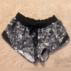 Lululemon Hotta Hot Shorts Floral
